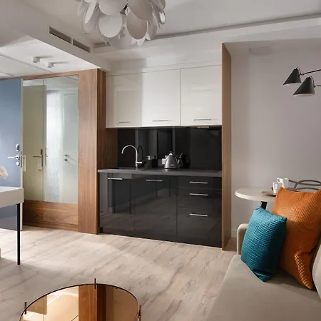 Apartmanhotel My Story 4*