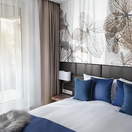 Aparthotel My Story 4*