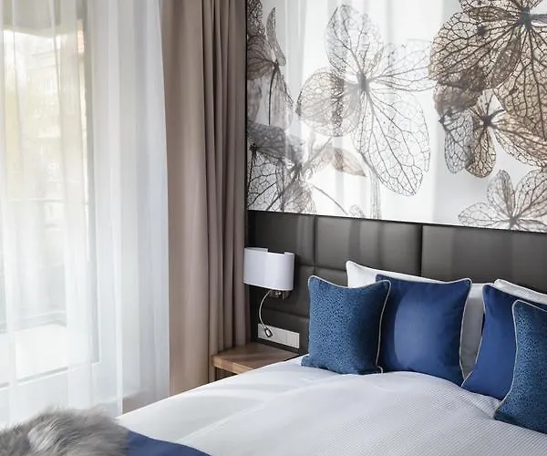 Aparthotel My Story 3*